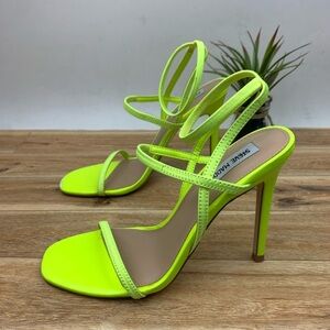 Steve MaddenNectur Heeled Sandal